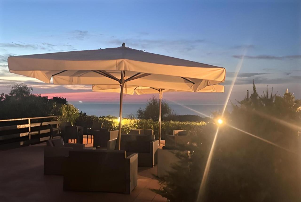Hotel Horizon Elba Портоферайо Екстериор снимка
